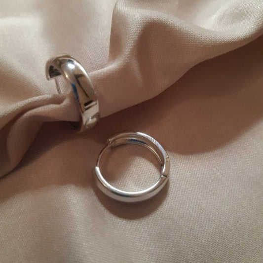 Essence Hoop Earrings Silver