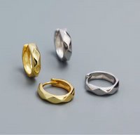 Faceted Hoop Earrings Gold 14K
